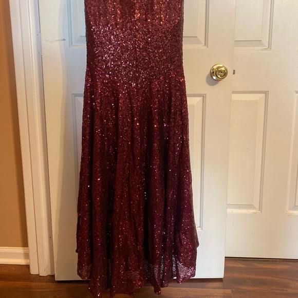 “THEIA” Jessica Sequin Lace Up Gown - Picture 14 of 16